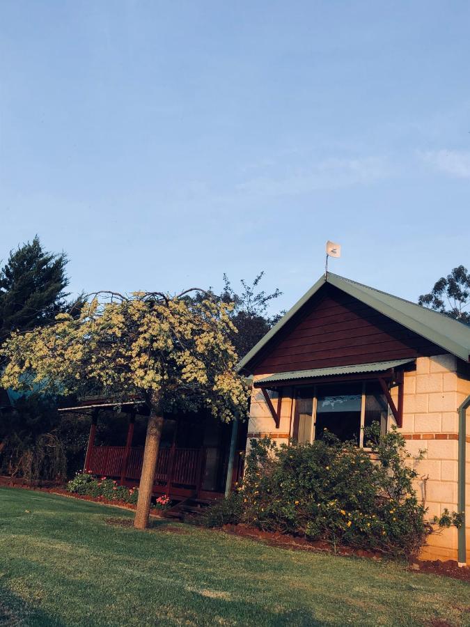 Clover Cottage Country Retreat Manjimup Luaran gambar